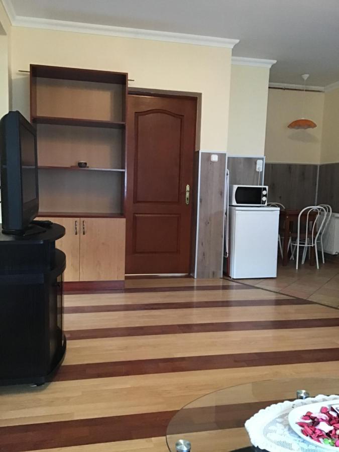 4 Lurkó Apartman Új Apartment Hajduszoboszlo Bagian luar foto