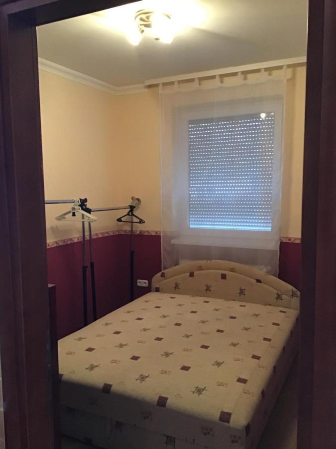 4 Lurkó Apartman Új Apartment Hajduszoboszlo Bagian luar foto
