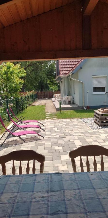 4 Lurkó Apartman Új Apartment Hajduszoboszlo Bagian luar foto